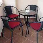 Trojka Apartment